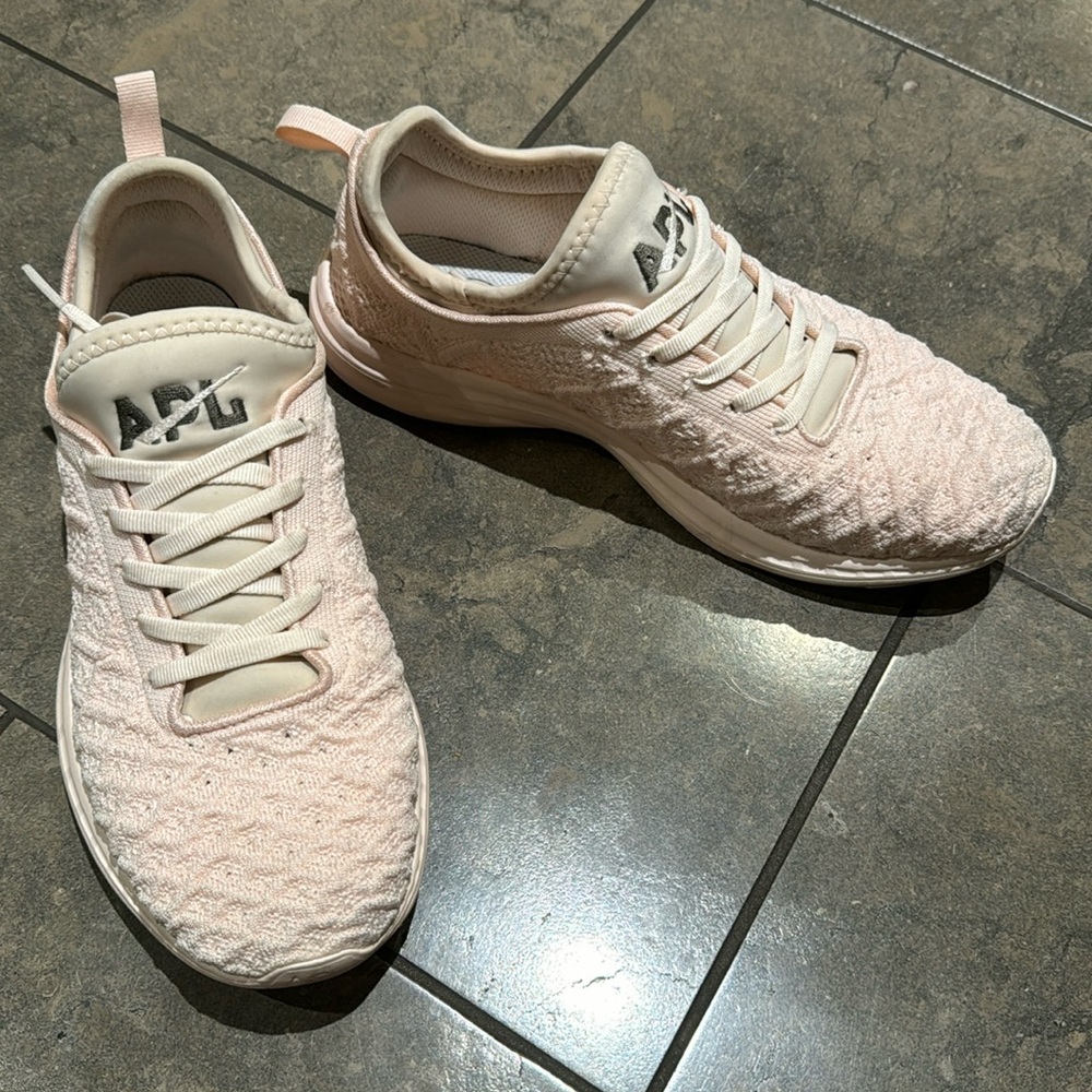 APL Techloom Phantom Sneakers